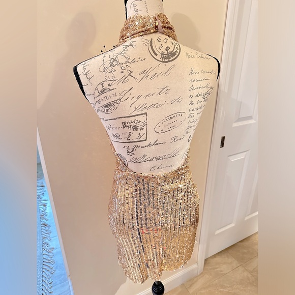 Zara Gold Sequin Mini Dress - Picture 2 of 5